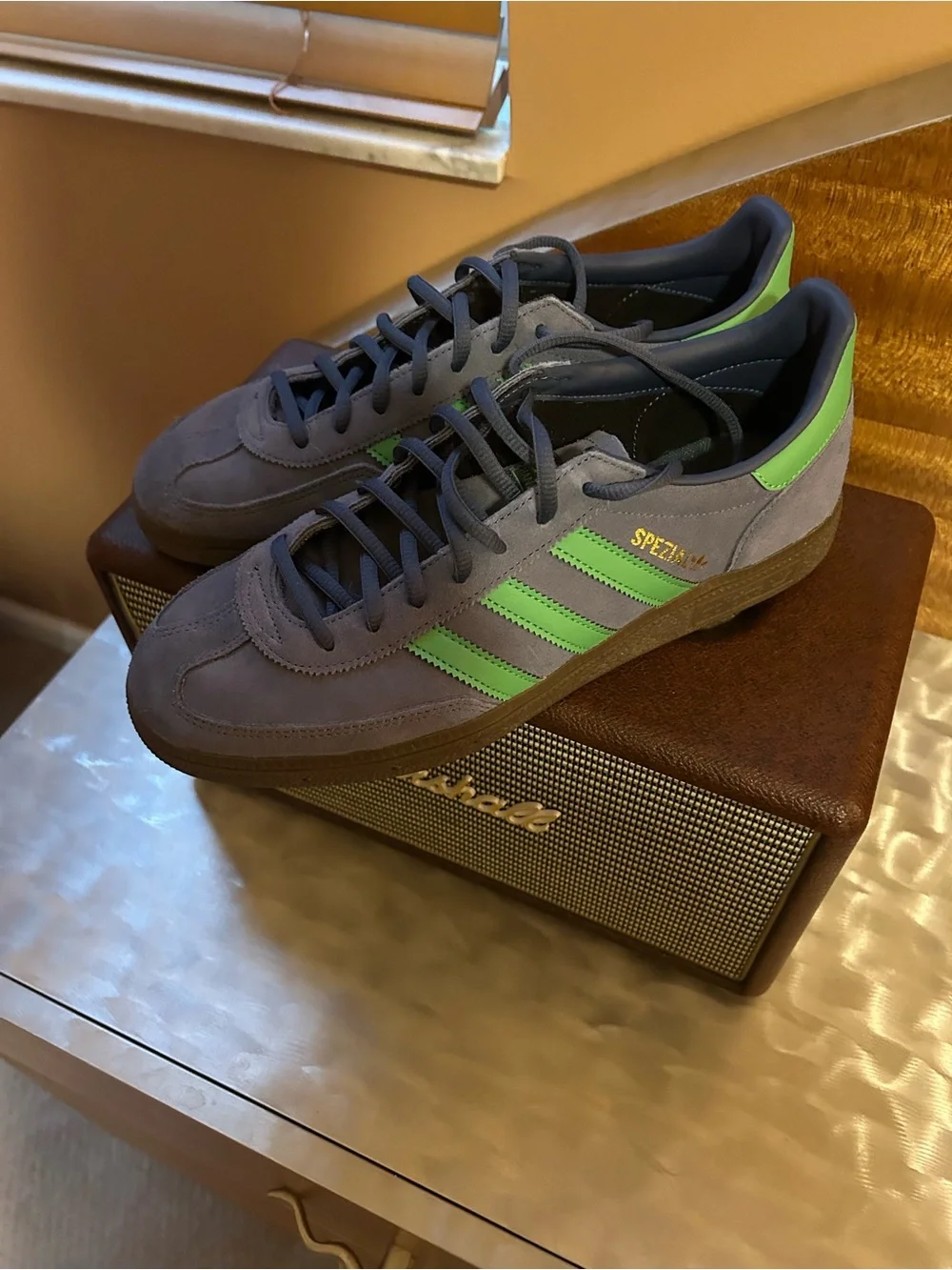 adidas classic low